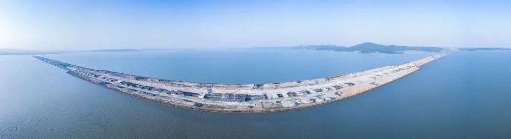 2021年3月27日，太湖隧道實現全線底板貫通。